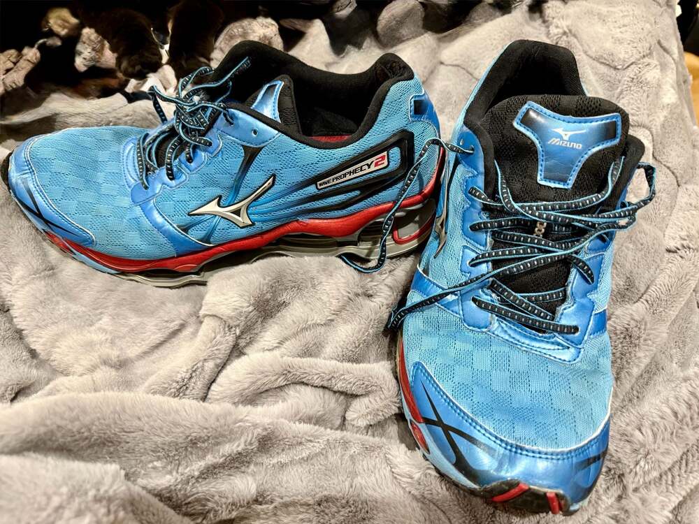 Mizuno Wave Prophecy 2 Blue Red Men's Running Shoes Size 11 - Picture 3 of 10